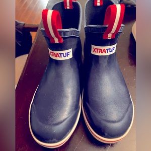 Xtratuff kids size 1 boots